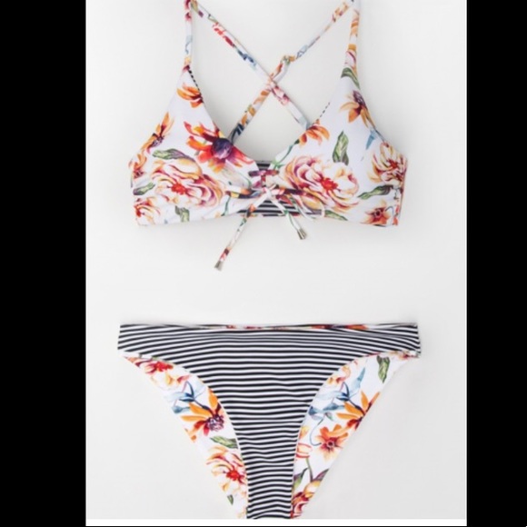Cupshe Other - Brand New CUPSHE  Reversible Two piece swimsuit🌸